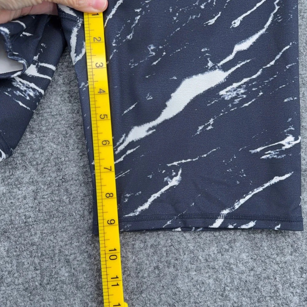 GapFit Sky High Bike Short Women M Polyester Spandex Navy Marble‎